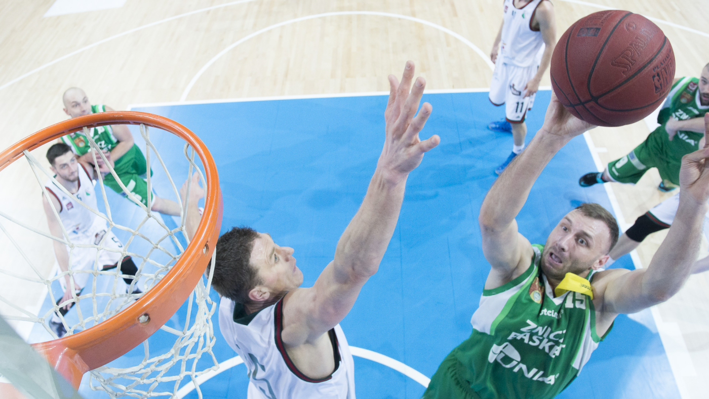 Mecz o mistrzostwo I ligi PZKosz, pomiędzy Legią Warszawa a MK Mecz o mistrzostwo I ligi PZKosz, pomiędzy Legią Warszawa a MKS Znicz Basket Pruszków, dn. 10.01.2015 w Warszawie. Legia wygrała 97:68.